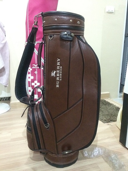 ขายถุงกอล์ฟBurberry 1200-