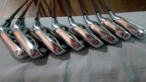 ขาย ชุดเหล็ก taylormade r7 tp ก้าน DG s200 5,000 บาท โทร 0958820