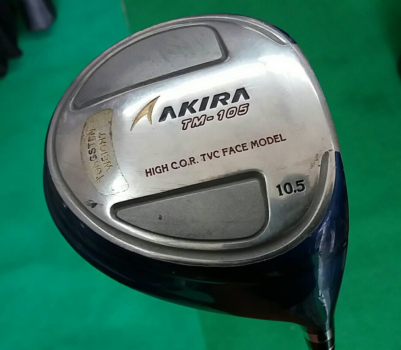 Driver AKIRA   Loft 10.5 Flex SR มือสอง เดิมๆ มีรอยตามก้าน เเละห