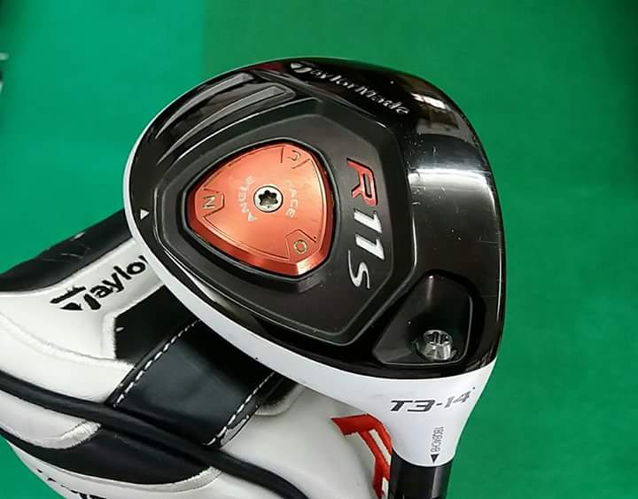 Fairway#3,5 R11s Flex S สภาพใช้น้อยมาก เหมา 2 อัน 6,000  บาท โทร