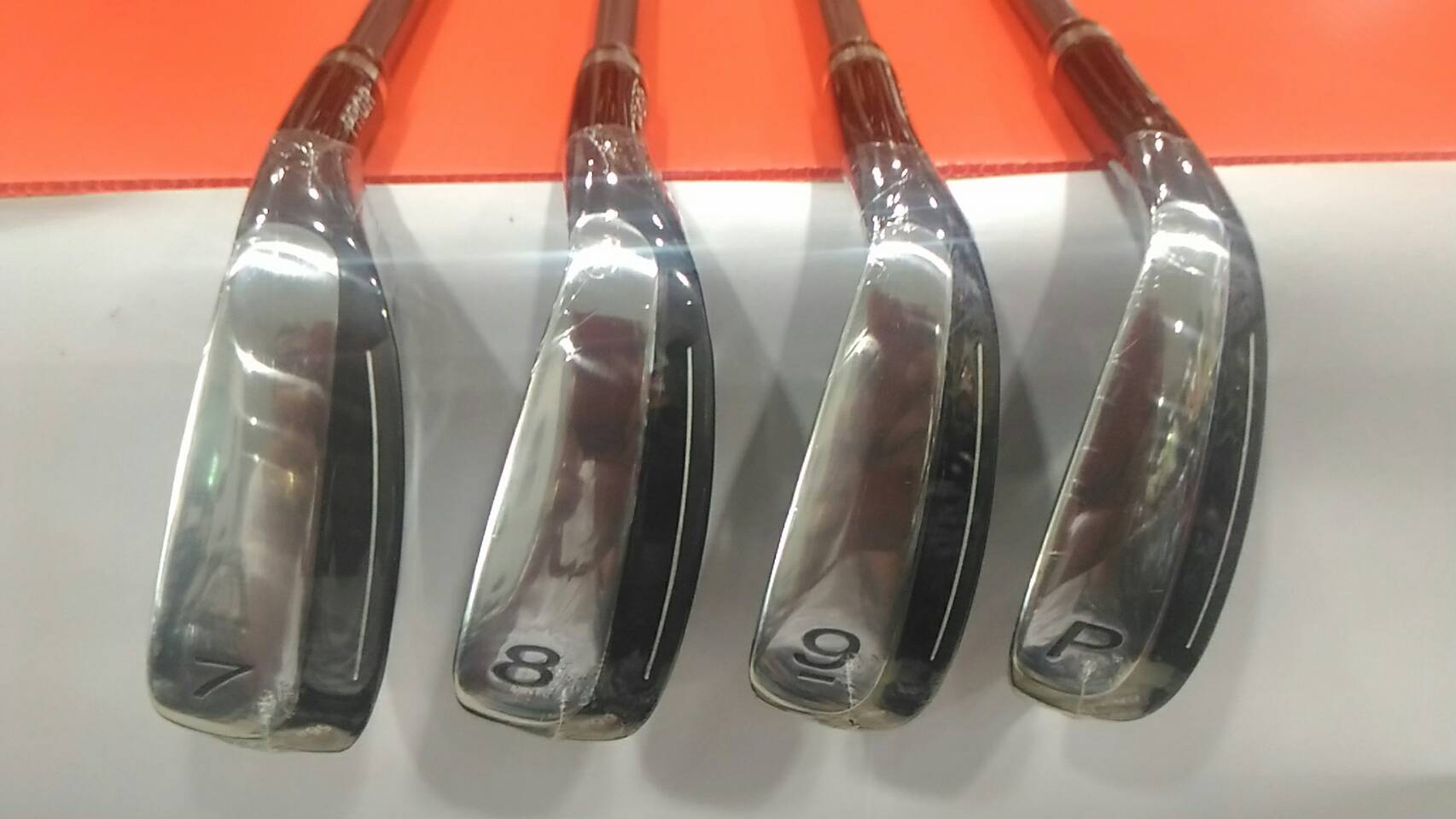 ขาย ชุดเหล็ก PRGR  7-9-pw  Shaft cabon Flex M40  ราคา 13,000 บาท