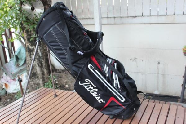 ต้องการขายถุงกอล์ฟ Titleist Stadry