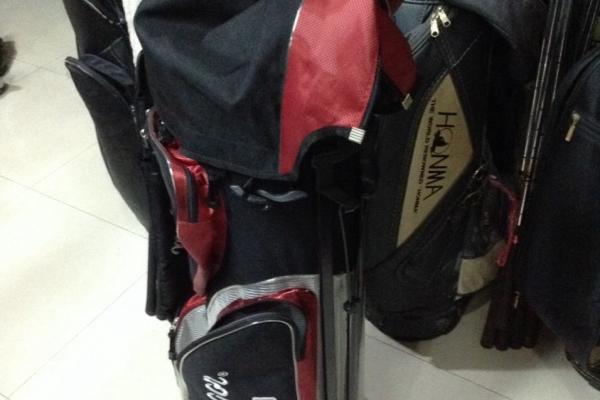  1500 Stand bag  Macgreger ดำแดงสวยครับ