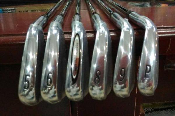 Iron set Titleist MB 716 สินค้าใหม่ ราคา 37,900 บาท