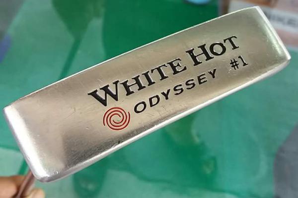 Putter Odyssey  **ซ้าย** ยาว 34 นิ้ว มือสอง เพียง 1,680